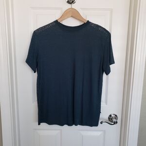 Lululemon All Yours tee Veil